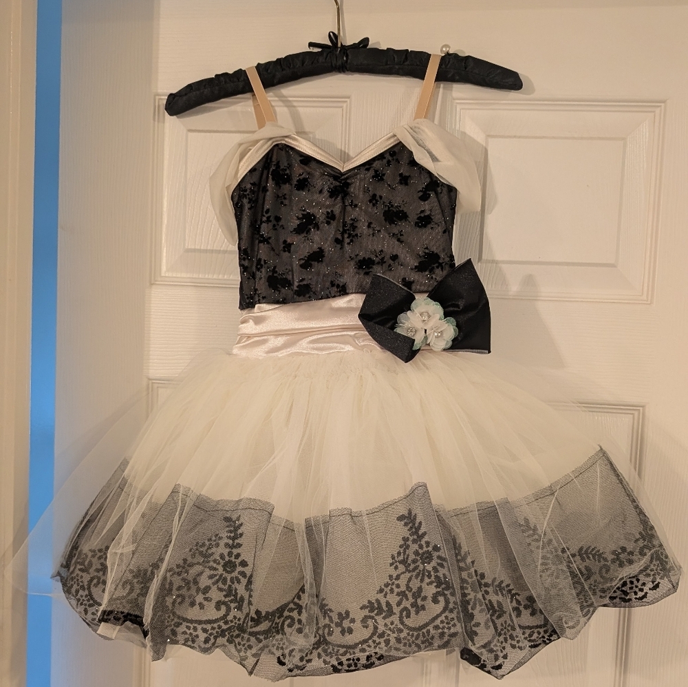 Weissman Black and White Floral Kids Dance Costume Size 7/8